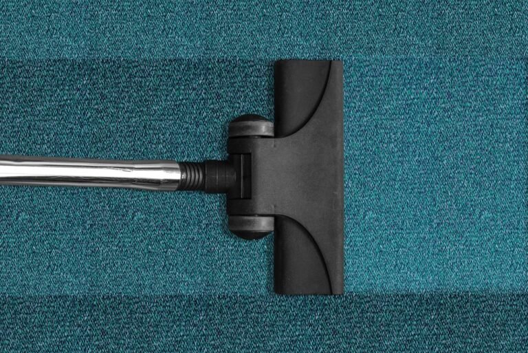 découvrez l'importance de la propreté et des bonnes pratiques d'hygiène pour un environnement sain, confortable et sécurisé dans votre vie quotidienne.